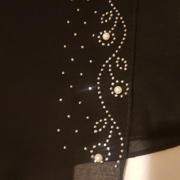 Jessica McClintock Black Scarf with Sparkling Details - Picture 2 of 4